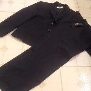 Women's suit jacket and pants